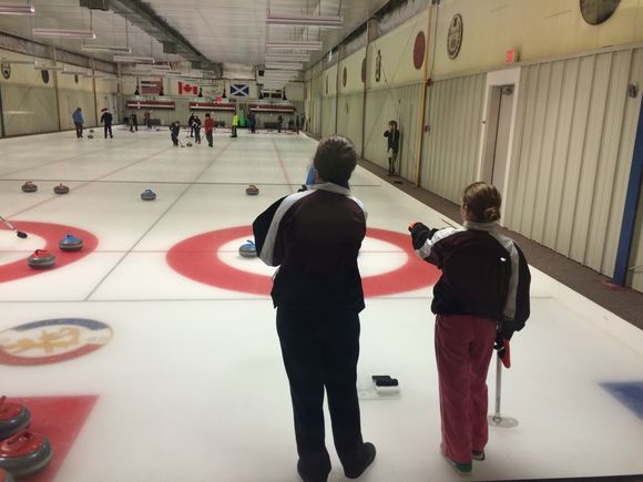 No Adults! An Awesome Aspect of Youth Curling Games